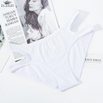 Kahe v&ouml;&ouml;kohaga &otilde;&otilde;nsad puuvillased p&uuml;ksikud Naiste mugavad ja hingavad alusp&uuml;ksid Seksikas pesu M valge