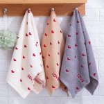 1/3 tk 100% puhtast puuvillast kokkupandav vannir&auml;tik, mis imab kiiresti kuiva n&auml;o k&auml;te-juukser&auml;tikud t&auml;iskasvanutele K&ouml;&ouml;gipuhastusn&otilde;ude lapp 75x35cm 3PCS mitmev&auml;rviline