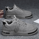 Vabaaja toss mehele Kulumiskindel Mood Hingav Trendikas K&otilde;igega sobiv Mugav V&auml;lisjalatsid Platvormtossud Kevad Peamine Uus 39 khaki