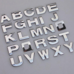 3D Metallist T&auml;hestik H&otilde;bedane Embleem Kroomh&otilde;bedased T&auml;hed Numbrid Logo Autokleebised Autod Autokleebised Dekoratsioon Tarvikud E
