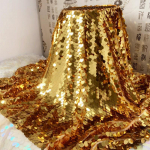 Sillerdav l&auml;ikiv kalakaalukangas Laser-sequins Glitter kangas isetegemiseks laudlina r&otilde;ivaste pulmapeo taustakaunistusriie 50X150CM