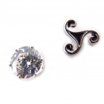 NOA [J6254] - Boucles dissym&eacute;triques 'Triskel' valge