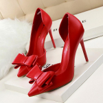 Moodne Moodne lips K&otilde;rged kontsad Terava ninaga mitmek&uuml;lgsed naiste kingad Seksikad peenikese kontsaga kingad Elegantne mugavus naiste kingad Mujer Zapatos 34 punane