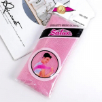 Pika ribaga vannir&auml;tik Nailonist kooriv keha seljakoorija pintsel Pesut&ouml;&ouml;riist majapidamises kasutatavad vannitoapesuri kodutarbed kollane