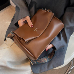 Vintage kott Naiste uus kvaliteetne &otilde;lakott, lihtne ja mitmek&uuml;lgne lai &otilde;larihm &uuml;hev&auml;rviline Crossbody kott v&auml;ike kandiline kott 24x8x16cm