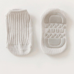 S&uuml;gisbeebi L&uuml;hike puuvillased sokid Lastele Triibuline T&auml;isvalge Libisemisvastane Riietus Lastele Poistele T&uuml;drukutele V&auml;ikelastele Vasts&uuml;ndinud imik S roheline