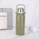 Uued k&otilde;rge v&auml;&auml;rtusega 316 roostevabast terasest termosed Suure mahutavusega kaasaskantavad termosed v&auml;listingimustes kasutatavad kaasaskantavad tassid. 900ml valge