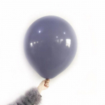 18-tolline suur makaroniv&auml;rviline lateksist &otilde;hupall hele &uuml;hev&auml;rviline paks &otilde;hupall Pulma s&uuml;nnip&auml;ev hall