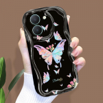 Armas koomiksimustriga kreemjas tekstuuriga korpus, lainelise servaga pehme silikoonkaanega telefoni&uuml;mbris Vivo jaoks Vivo V25 5G must