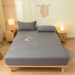 Pehme ja sile &uuml;hev&auml;rviline lihvitud puuvillane voodilina &uuml;he- ja kaheinimesevooditele, pakkudes mugavust ja kaitset tolmu eest. Pillowcase【48*74*2】