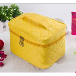 Kosmeetikakarp Tepitud professionaalne kosmeetikakott Naiste hoiuk&auml;ekott Reisi tualett-tarvete meigikott must