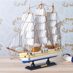 K&auml;sitsi valmistatud 32cm Puidust Purjekas Ornament - Ideaalne Koju, Kontorisse v&otilde;i &Otilde;petaja Kingituseks A