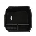 K&auml;etugede hoiukast keskkonsooli organiseerimisalus Auto interj&ouml;&ouml;ri tarvikud TAOS-i asendus