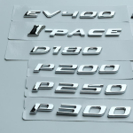 EV400 I-PACE D140 D180 D250 P200 P250 P300 P340 P350 P380 T&auml;hed Numbrid Auto Pagasiruumi Embleem Nimesilt Logo Kleebis Must Kroom D140 gray