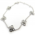 Altesse [M1172] &ndash; valge 'Clovers' h&otilde;bedane k&auml;ev&otilde;ru h&otilde;be