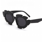 Flower Cat's Eye P&auml;ikeseprillid Prantsuse Retro Ins Party Online Kuulsuste P&auml;evalille Tide Naiste p&auml;ikeseprillid UV400