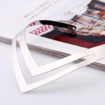 Geomeetrilised &otilde;&otilde;nsad metallist p&ouml;&ouml;rdemomendid naiste trendikad lihtsad siledad kaelakeed kaetud kaelarihmadega kaelakee kuld