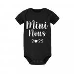 Mini Us, 2025. aasta prinditud v&auml;ikelaps, poiss, t&uuml;druk, rasedusteade, l&uuml;hikeste varrukatega imiku body, suvine vasts&uuml;ndinud riided, s&uuml;nnikink 12 MONTH