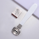 Jalahoolduspedik&uuml;&uuml;ri masin Callous Hard Skin Cutter Cuticle Remover Pardel 10 Corn Blades Tool AVE valge