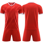 Noorte ja t&auml;iskasvanute jalgpalli treenings&auml;rgi komplekt &ndash; l&uuml;hikeste varrukatega spordir&otilde;ivad koolide v&otilde;istkonnav&otilde;istlusteks M