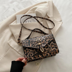 V&auml;ike ruudukujuline kott leopardimustriga kott moekas v&auml;ike kott v&auml;lismaa stiilis lihtne trend &otilde;lakott messenger-kott vabaaja naistele pruun