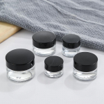 50 g kreemipurk, 100 ml l&auml;bipaistev klaasist kreemipudel, 30 ml silmakreemi anum.