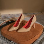 Mustad punase tallaga k&otilde;rged kontsad naistele Kevadised Uued Terava ninaga Kitsad kontsad Seksikad ja L&auml;ikivad Temperaments Single Shoes Lakknahast Naiste Kingad 35