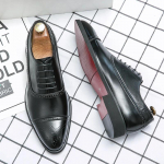 Oxfordid Meeste Kingad Punase Tallaga Mood &Auml;ri Vabaaja Pidu Bankett Igap&auml;evane Retro Nikerdatud Paeltega Brogue Kleitkingad 38