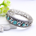 T&uuml;rgi k&auml;ev&otilde;rud, lilled, antiikkuldsed v&auml;rvid