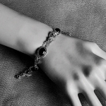 Nepali stiilis k&auml;sitsi valmistatud punane t&uuml;rkiissinine k&auml;ev&otilde;ru, inkrusteeritud rubiiniga Tiibeti k&auml;ev&otilde;ru retro t&uuml;rkiissinine peakate