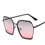 Suure raamiga vintage p&auml;ikeseprillid mehele naisele br&auml;nd mood arenenud tunnetus luksus ruudukujulised p&auml;ikeseprillid naistele Oculos De Sol mittepolariseeritud moekas aksessuaar roosa