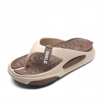 Uued meeste sussid moekad reisivabaajajalatsid sise- ja v&auml;listingimustesse pl&auml;tud sandaalid meestele libisemiskindlad platvorm plahvatuslik stiil 45