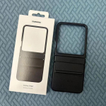 Samsung Galaxy Z Flip6 Kindsuit nahast &uuml;mbris Z Flip 6 pehme siidise puutega kaitsev nahkkate must