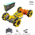 Uus 4WD RC autom&auml;nguasi, 2,4G raadio kaugjuhtimispuldiga autod RC k&auml;ekella liigutusanduri p&ouml;&ouml;rlemise andur Twist Stunt Drift Vehicle m&auml;nguasi lastele Lastele kingitus handle rc roheline