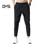 Meeste p&uuml;ksid tugevdatud taskutega, v&ouml;&ouml;kohal n&ouml;&ouml;rkinnitus, vabaaja &uuml;hev&auml;rvilised p&uuml;ksid, suvised sirge s&auml;&auml;rega p&uuml;ksid L hall