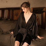 Naiste hommikumantel S&uuml;gissatiin Seksikas V-kaelusega k&otilde;rge l&otilde;hikuga paeltega Seksikas pidžaama Naiste hommikumantel Naiste vabaajariietus koduseks Free Size