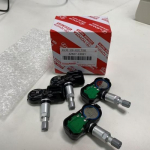 4 tk Originaal TPMS OEM 42607-33021 PMV-107J Lexus Scionile Rehvir&otilde;huandur