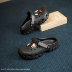 Crocs Unisex Sport Euro Klomp Sandaalid M7