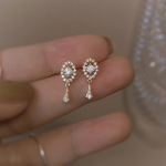 High Sense Prantsuse ni&scaron;ik&otilde;rvar&otilde;ngad Retro temperamendiga Tutt tsirkoonk&otilde;rvar&otilde;ngad h&otilde;be