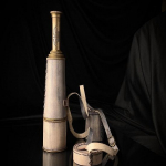 Antiikkaunistusega messingist Spyglass, k&auml;eshoitav teleskoop seiklushuvilistele, monokulaarne meredekoor Kelvin Hughes London, 45,72 cm