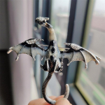 Multifilm Rhinestone Drop Oil Lendavad draakoniprossid naistele Meestele Unisex Retro emailiga Loomapidu Kontori punk Prossin&otilde;elad Kingitused Ehted Aksessuaarid