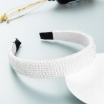 Juuksepael naiste p&auml;rlitega peakatted barokkstiilis juuksepaela n&auml;itus Kuulsuste reisifoto juukser&otilde;ngas OneSize