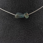 Pierres et Min&eacute;raux. Collier 2 perles Apatite du Br&eacute;sil. Chaine en acier inoxydable Collier femmes, hommes. Taille personnalisable.