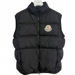 Kasutatud MONCLER ALMAZAllapuhvervest Nailon mees M(1) must