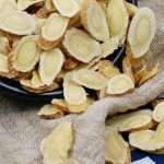 250g Orgaaniline Astragali juure taimetee Huang Qi Kuivatatud Astragali juur Tervislik jook