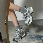 Luksuslikud naiste tossud Korea versioon Naiste jooksujalatsid Moodne trend Paks tald Spordijalatsid Hingav v&otilde;rk H&otilde;bedane Vabaaja jalan&otilde;u 35 h&otilde;be