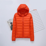 Naiste kevad- ja s&uuml;gismantel L&uuml;hike kerge, &otilde;huke valge pardi sulemantel L