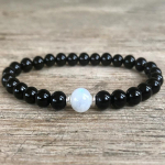 6 mm must turmaliini 8 mm kuukivi k&auml;ev&otilde;ru