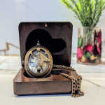 5,08 cm puidust karbiga taskukell, graveeritud k&auml;ekell, kingitused talle, kingitus meestele, kingitus peiupoisile, j&otilde;ulukink