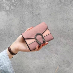 &Uuml;hev&auml;rviline veinijumal naiste rahakott, naissoost l&uuml;hike kolmeosaline v&auml;ike rahakott, naissoost m&uuml;nt Dionysose rahakott kaardikott, nahast klamber